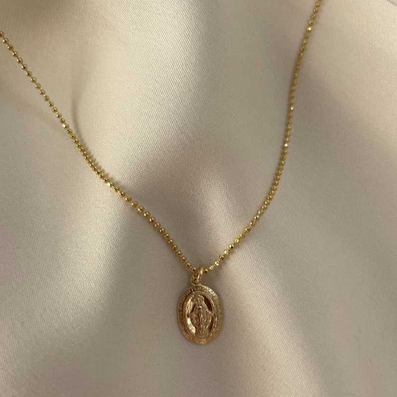 MINI MARY CHARM GOLD NECKLACE