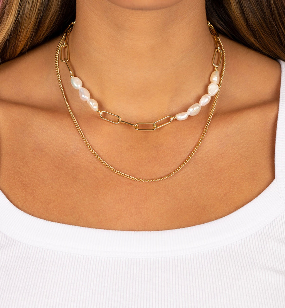 PEARL & PAPERCLIP NECKLACE